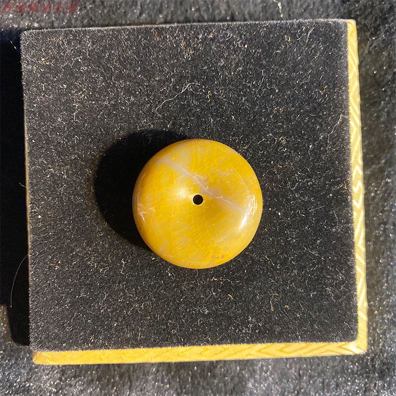 Liao Xi Chaoyang North Ticket West Official Tree Chemical Jade Green Jade Green Button Boutique Ice Seed Pendant Collection to Play the Male And Female