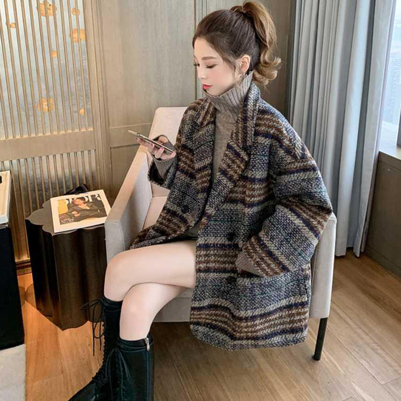 Women's Blazer for Autumn and Winter, Petite Style, Versatile, Chanel-Style Plaid Tweed, Mid-Length, Thick Woolen Coat Women's Blazer for Autumn and Winter, Petite Style, Versatile, Chanel-Style Plaid Tweed, Mid-Length, Thick Woolen Coat