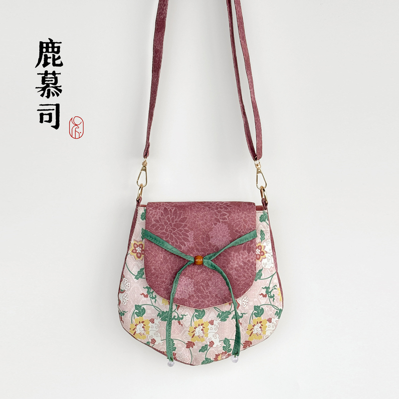 Chinese-Style Hanfu Crossbody Bag, Traditional Peddler Bag, Single Shoulder Bag, New Chinese-Style Printed Lightweight Cloth Bag with Fu Shou San Duo Pattern