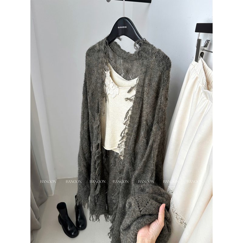 Bangon ins Tassel Fringe Design Niche Knitted Cardigan Versatile and Elegant Shawl Jacket Bangon ins Tassel Fringe Design Niche Knitted Cardigan Versatile and Elegant Shawl Jacket