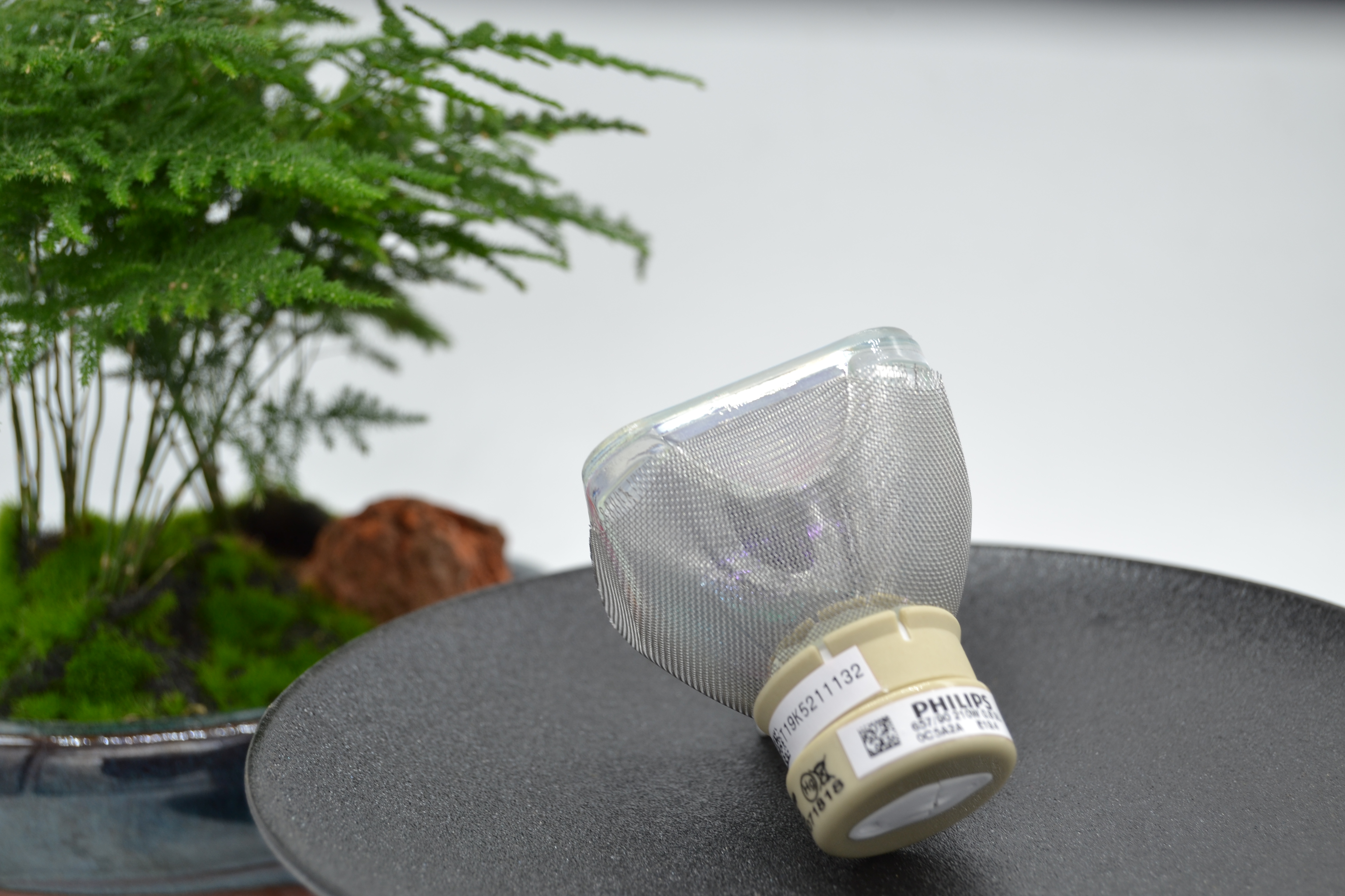 New original suitable for Hitachi HCP-3050X HCP-3560X HCP-2720X projector bulb