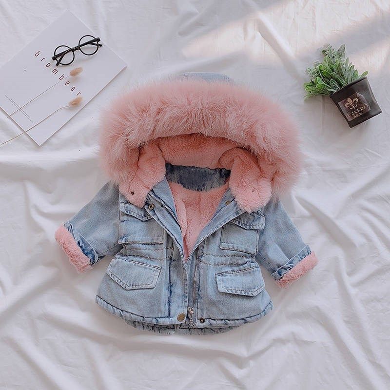 Girls Denim Jacket Loose fashion trend plus velvet Girls 2019 winter quilted jacket Baby thickened raccoon hair collar