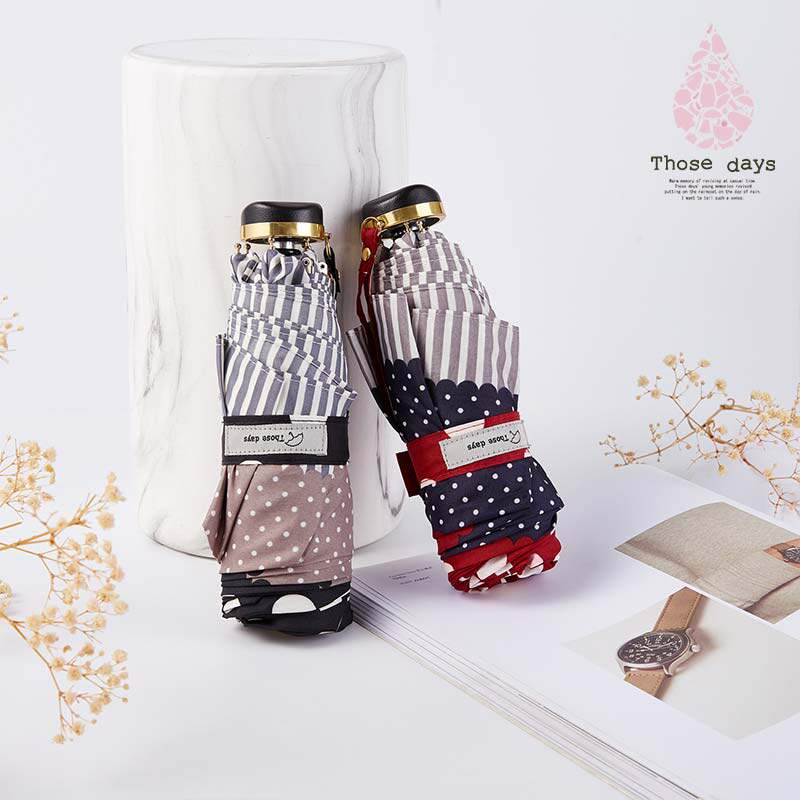 Japan Those days anti-UV adult lightweight small fresh light riding lightweight mini folding sunny umbrella - Taobao