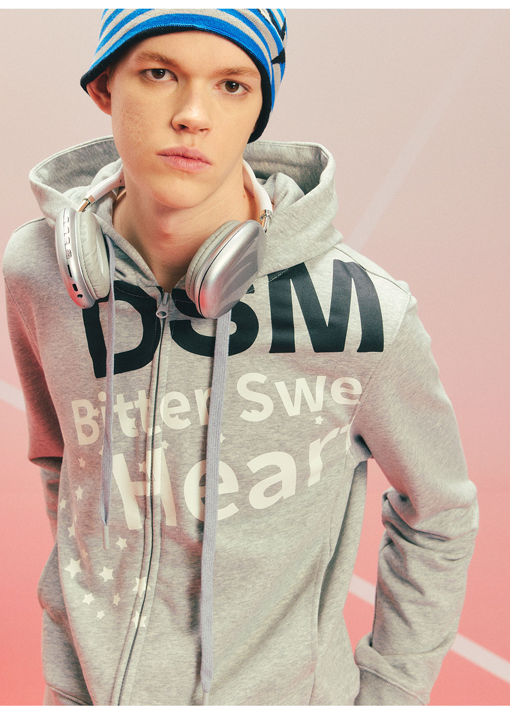 DONSMOKE Star Letter Print Yellow Hoodie