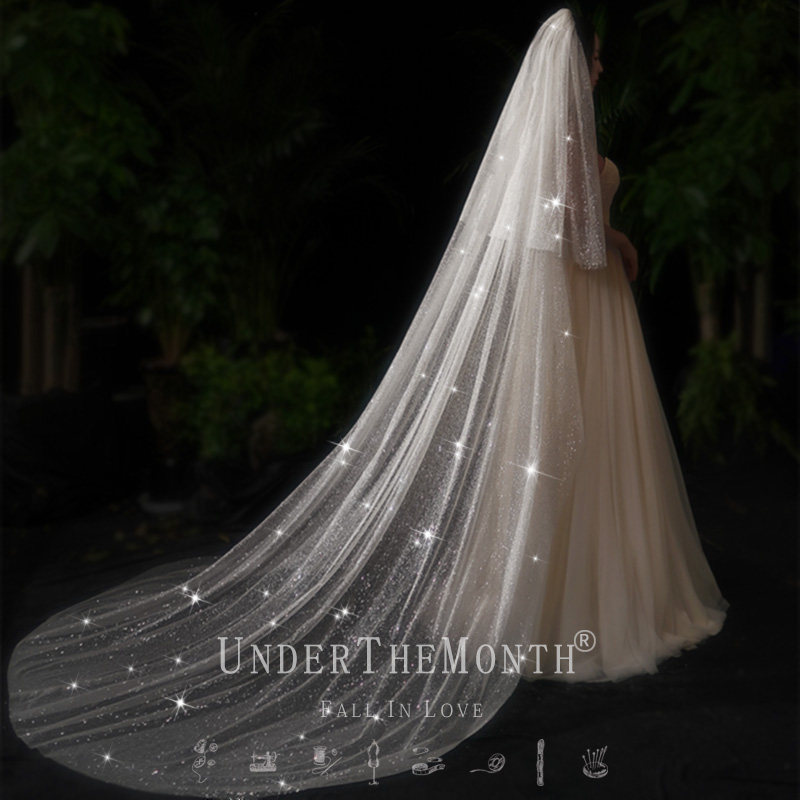 The bride's main wedding veil shaking sound with the long version of the big tail sparkle veil Super Xian Sen wedding veil long version