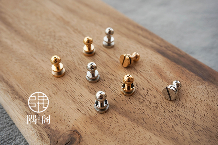 Boutique stainless steel monk's head pacifier nail 6MM 8MM handmade leather bag with five gold accessories