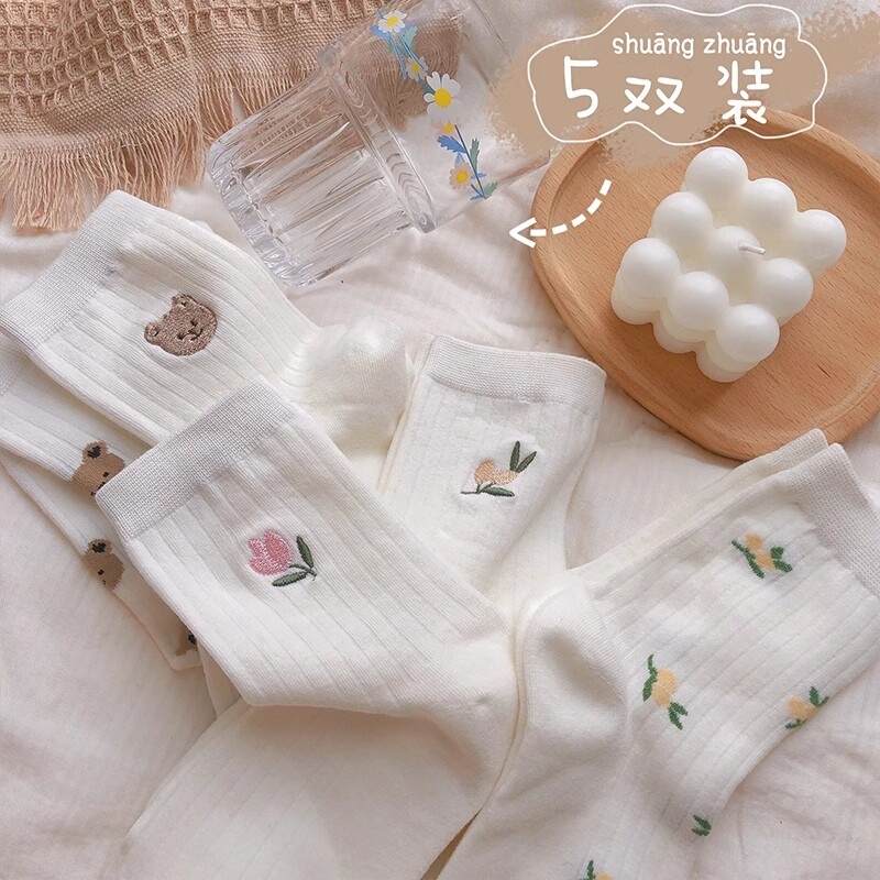Pure White Socks for Women, Mid-Calf Socks, Trendy Cotton for Spring, Autumn, and Summer, Japanese Style, Cute Embroidery, Autumn and Winter Student Long Socks for Women