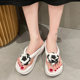 人字拖鞋女夏外穿2024新款时尚山茶花坡跟夹脚凉拖海边防滑沙滩鞋