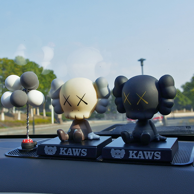 Car decoration KAWS KAWS net red tide doll shaking his head personality cute creative car interior decoration supplies