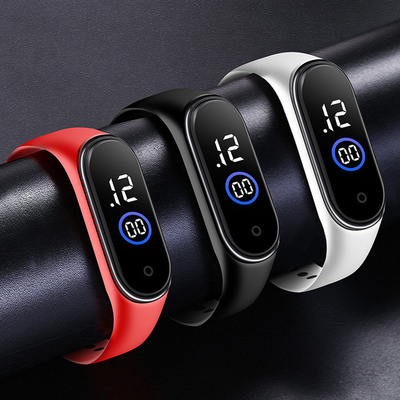 LED网红M4学生儿童防水运动手环表