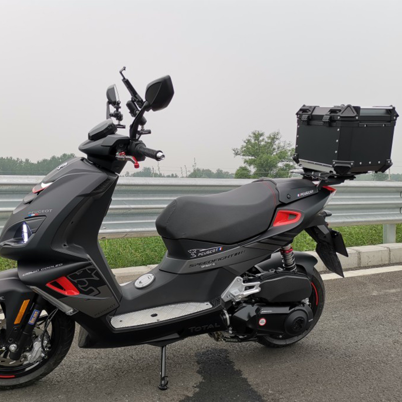 Suitable for mountain leaf cruising eagle 125 pedal locomotive reserve luggage storage tailbox rear case 60 liters thickened