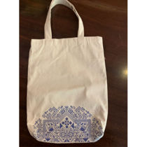 Handmade art intangible cultural heritage Hunan embroidery canvas bag Zhangjiajie embroidery cloud Tujia embroidery