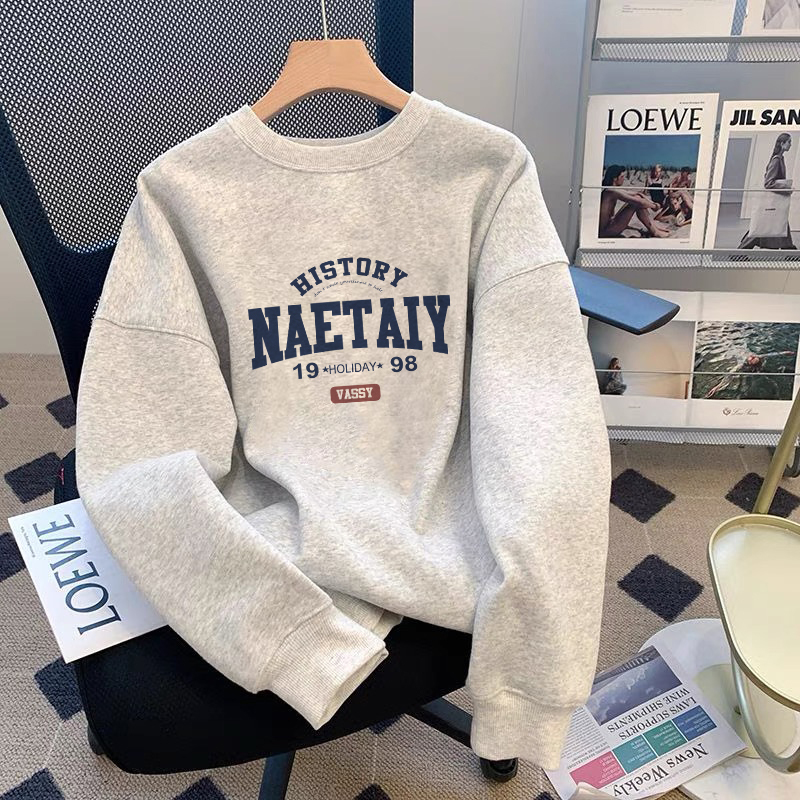 Hong Kong Style Sweatshirt for Men, 2026 Autumn New Collection, Trendy High Street Clothing, American Casual Versatile Loose Fit T-Shirt Hong Kong Style Sweatshirt for Men, 2026 Autumn New Collection, Trendy High Street Clothing, American Casual Versatile Loose Fit T-Shirt
