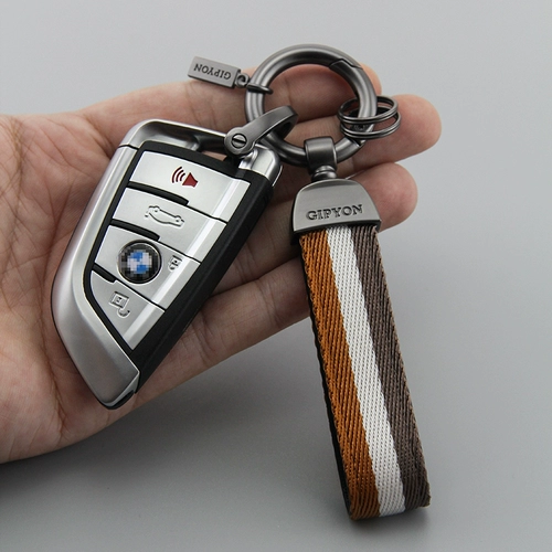 Модный высококлассный брелок, креативная подвеска подходит для мужчин и женщин для влюбленных, простой и элегантный дизайн, подарок на день рождения