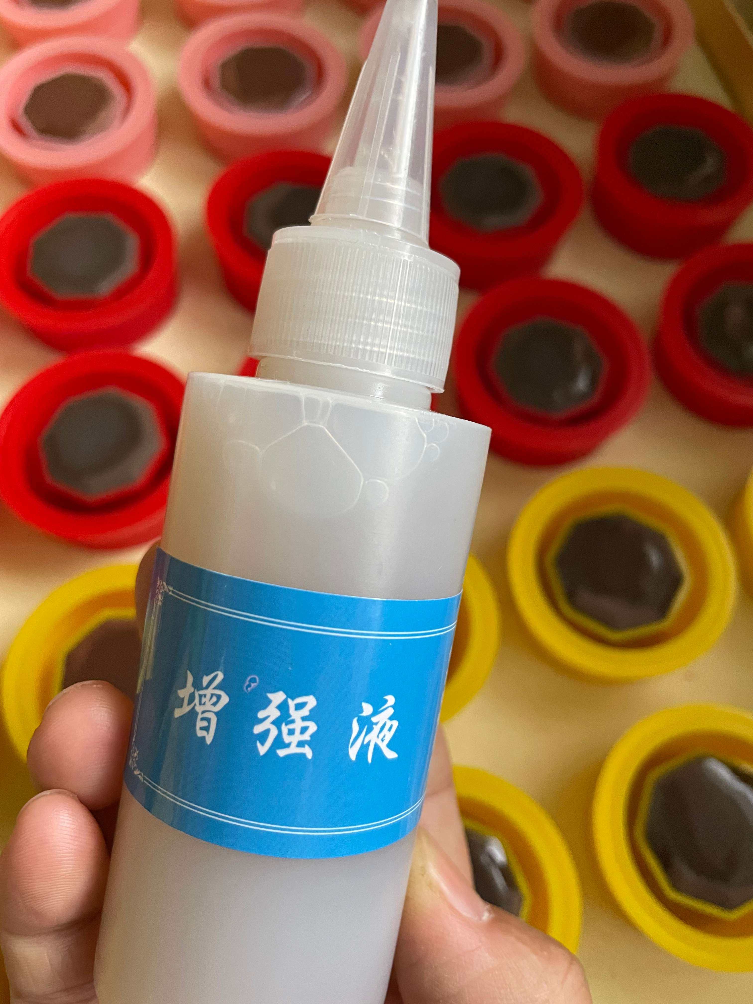 Beauty salon with hard tablet enhancement liquid invisible acupuncture rehabilitation chip heating chip magnetic moxibustion tank silicone negative pressure cupping