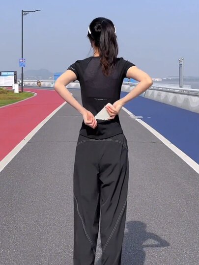时尚休闲运动套装女夏季新款黑色冰丝薄款后口袋上衣跑步服两件套