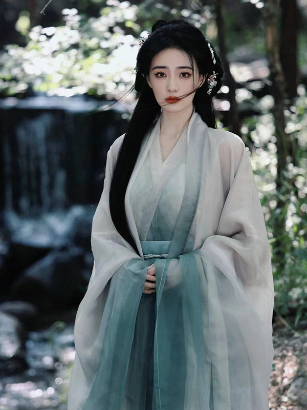 Xiluoqi Hanfu Ancient Costume for Women, Super Fairy-Like New Style, Suitable for Daily Wear, Dignified Cross-Collar Ru Skirt, Classical Dance Dress