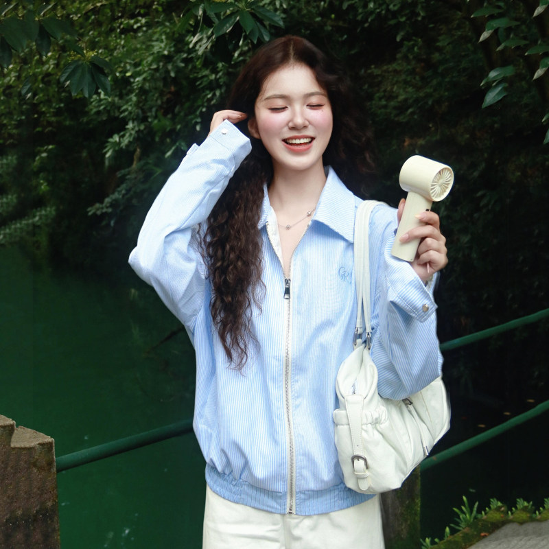 Spring 2026 Super Trendy Youthful Early Spring Exquisite Jacket for Women, Petite Blue Striped Jacket for Spring and Autumn
