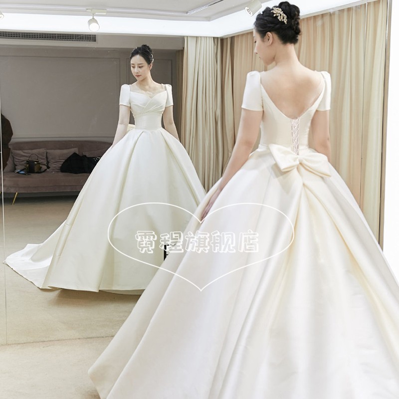 Satin wedding dress bride 2022 new temperament trailing small light French style 2021 out of the gauze word shoulder