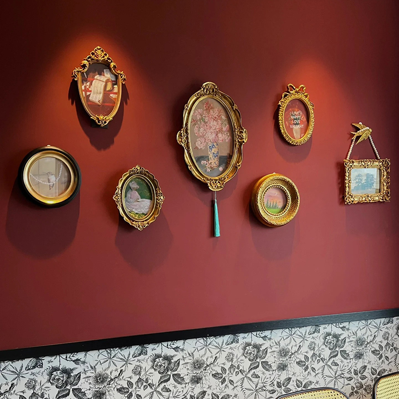 French-Style Vintage Art Golden Shield-Shaped Resin Photo Frame Classical Decorative Painting with European-Style Combination Wall Art Hanging Painting French-Style Vintage Art Golden Shield-Shaped Resin Photo Frame Classical Decorative Painting with European-Style Combination Wall Art Hanging Painting