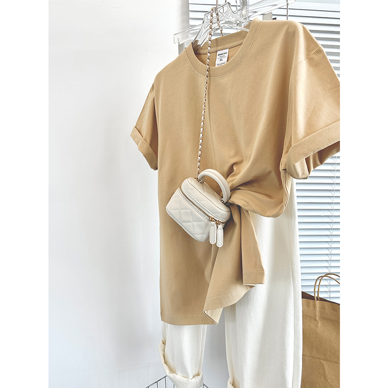 Chic Design Short-Sleeve T-Shirt for Women, Summer 2026 New Style, Fashionable and Stylish, Khaki Solid Color Versatile Top