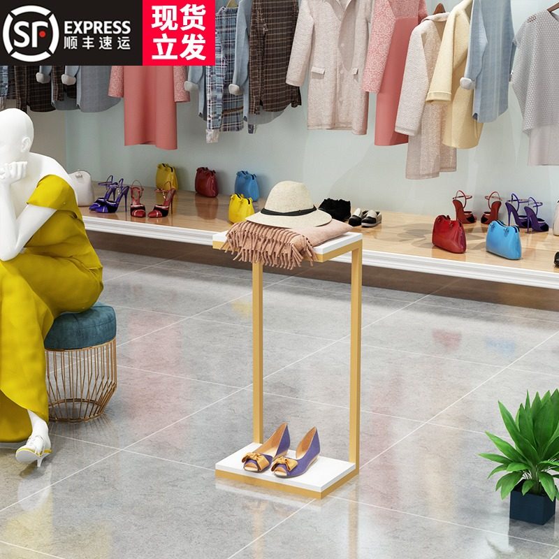 Clothing storeShoes Shoes packaging shelf women's clothing store window display stand display table