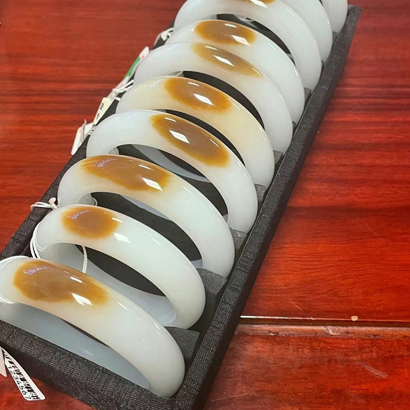 中济阁新疆和田玉的LOGO
