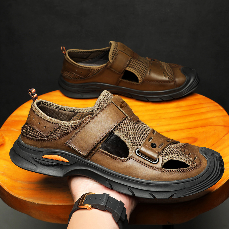 German Camel Dynamic Men's Shoes 2022 Summer Genuine Leather Casual Sandals Outdoor Baotou Hollowed-out Cave Beach Shoe Tide