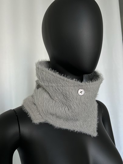 Rever React | Multi-Shaped Snap-Button Scarf, Waffle Scarf, Shawl, Autumn and Winter Layering, Windproof, Multi-Color