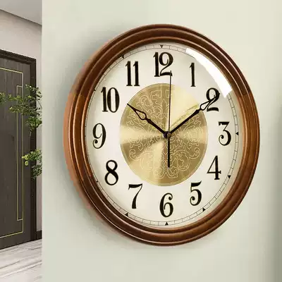 New Chinese style solid wood mute wall clock simple living room clock American retro round modern fashion quartz clock