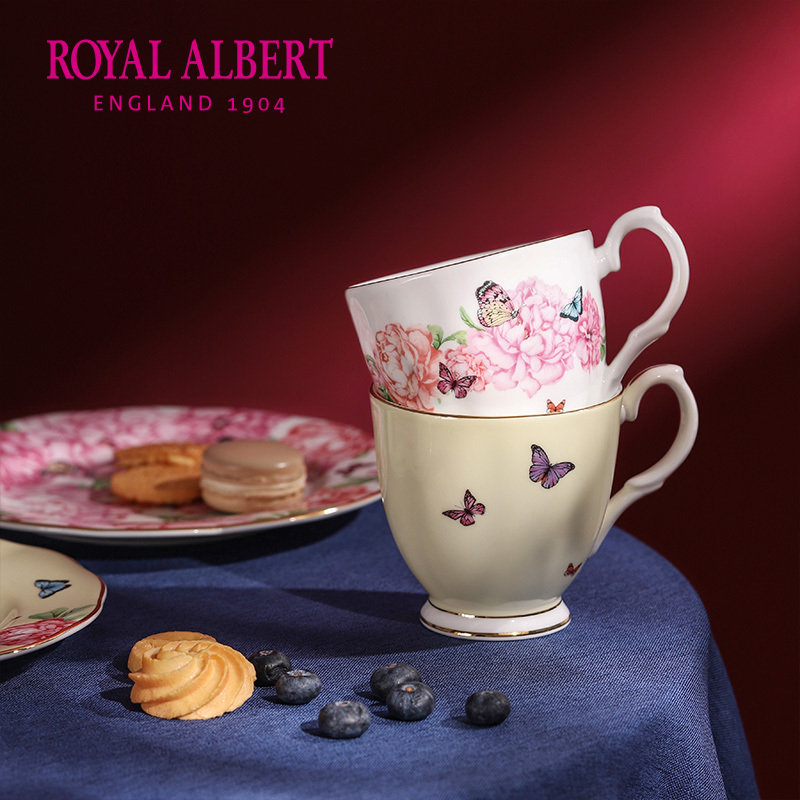 New Royal Albert Royal Albert Miranda Co-Branded Bone China Mug and Dessert Plate Two-Piece Set New Royal Albert Royal Albert Miranda Co-Branded Bone China Mug and Dessert Plate Two-Piece Set