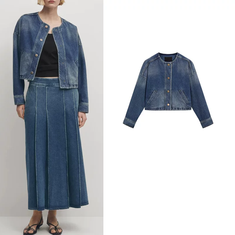 Retro blue short denim jacket with a round collar