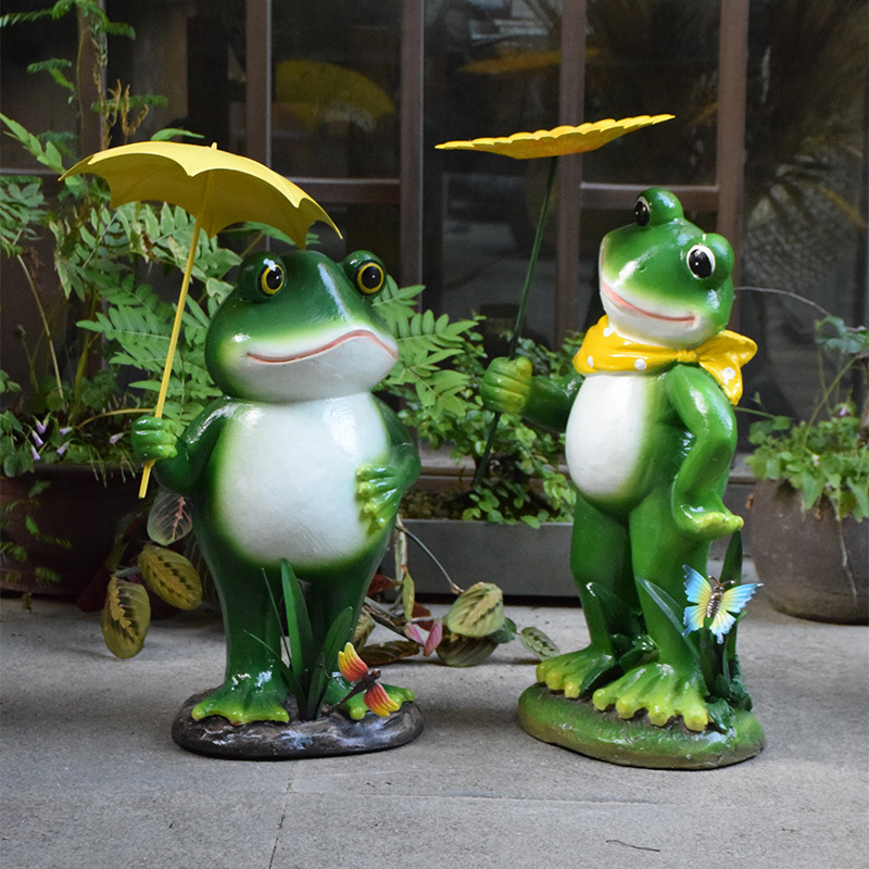 Courtyard Decorative Ornaments, Outdoor Garden Balcony Villa Creative Floor-Standing Landscaping Gardening Cartoon Frog Sculpture Ornaments