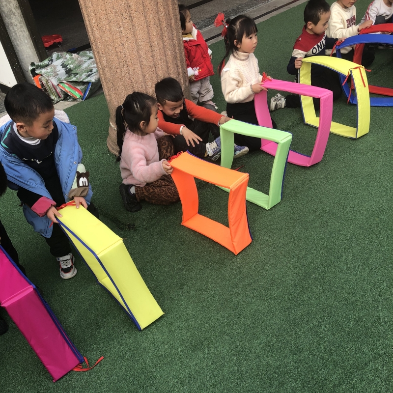 Kindergarten Sensory Integration Training Back Force Box Children Body Intelligent Drill Hole Jump Plaid Game Equipment Fun Match Props