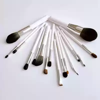 Clear stock makeup brush set eye shadow brush full set of loose paint blush brush repair brush stuner brush