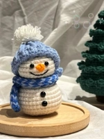 Синее готовое изделие снеговик в шапке (1 изделие ручной работы) с открытым кольцом + брелок