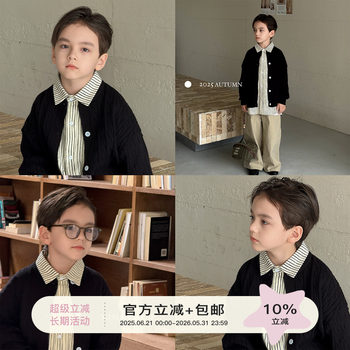 Shrimp paste black knitted cardigan Shrimp paste black knitted cardigan