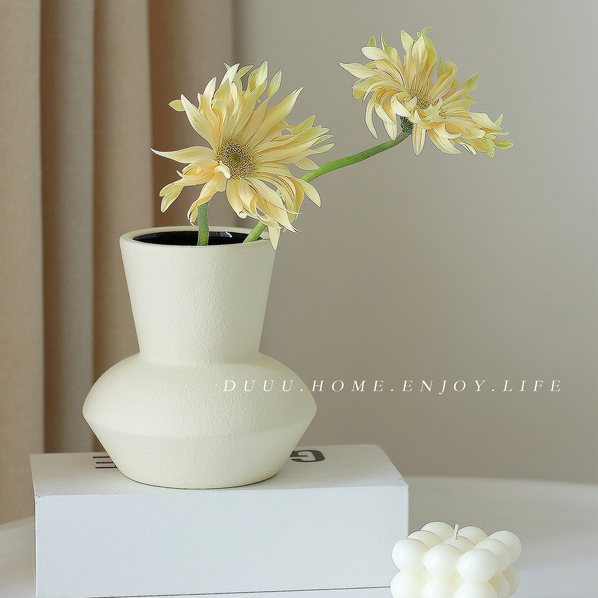 duuuuome brief white Nordic coarse ceramic vase home flower arrangement art swing for display folk soft dress
