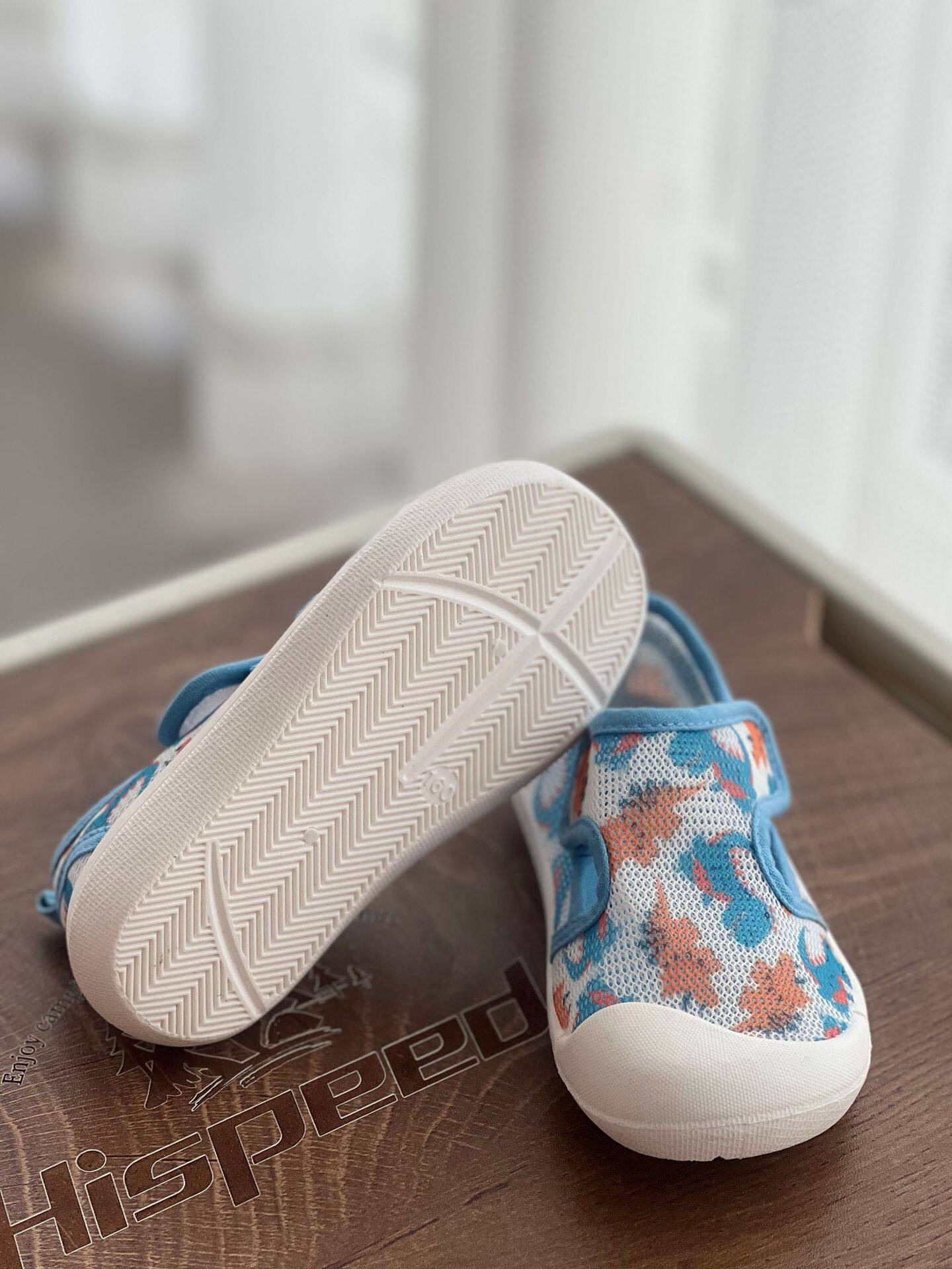 Kindergarten Indoor Shoes for Girls 2026 New Breathable Low-Top Soft-Soled Non-Slip Versatile Magic Tape White Shoes — 40