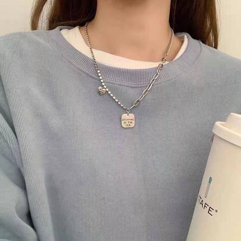 2021 NEW TIDE NECKLACE WOMEN PURE SILVER SQUARE CARD SWEATER NECKLACE Hip Hop Light Extravagant SENSE LOCK BONE CHAIN