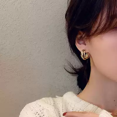 Temperament geometric earrings female 925 sterling silver 2021 new ins tide net red cold wind earrings high sense of light luxury