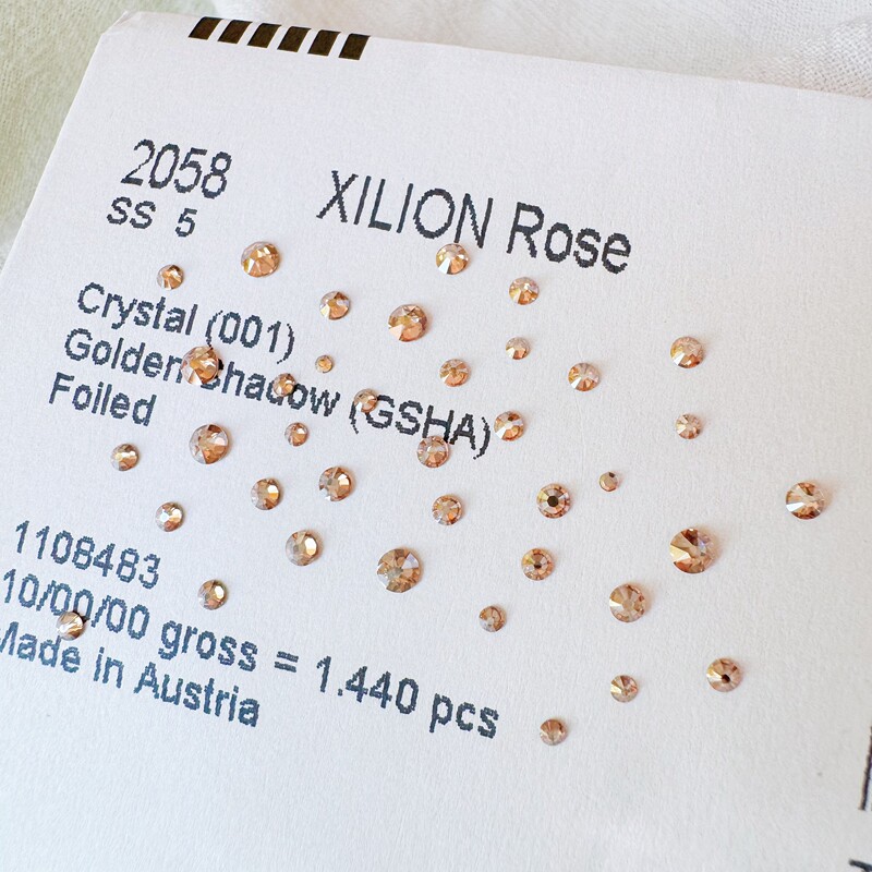 Authentic Huazi Gsha Champagne-Colored Swarovski Austrian Imported Nail Art Flat-Back Rhinestones, Super Shiny Colorful Mixed Rhinestones Authentic Huazi Gsha Champagne-Colored Swarovski Austrian Imported Nail Art Flat-Back Rhinestones, Super Shiny Colorful Mixed Rhinestones