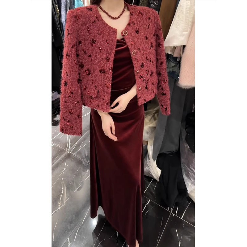 New Year's Festive and Elegant High-End Suit 2026 Autumn New Style Small Chanel-Style Red Jacket and Vest Dress Two-Piece Set New Year's Festive and Elegant High-End Suit 2026 Autumn New Style Small Chanel-Style Red Jacket and Vest Dress Two-Piece Set