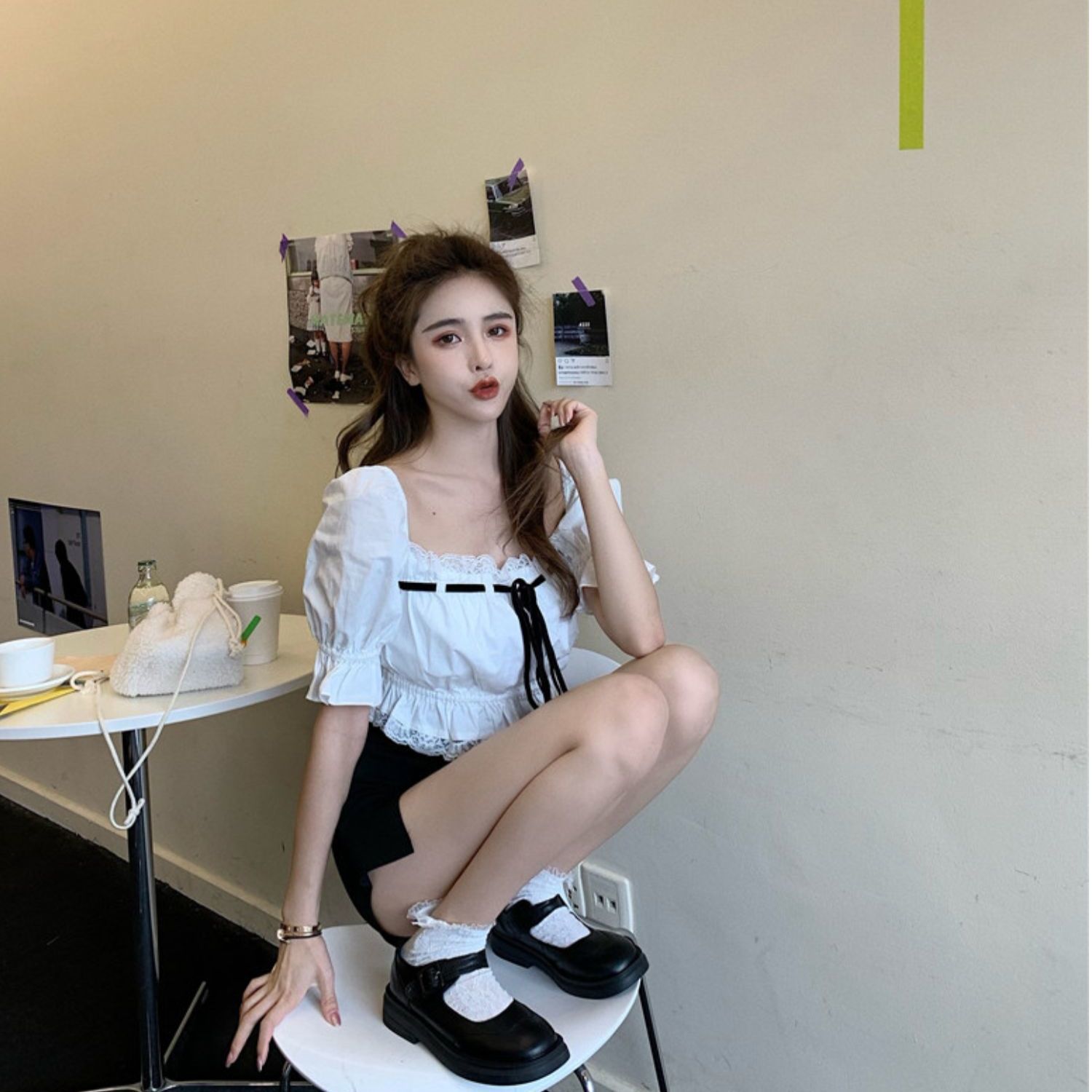 Lace splicing square collar blouses woman summer 2020 new design sensation small crowdlace short white shirt half body dress