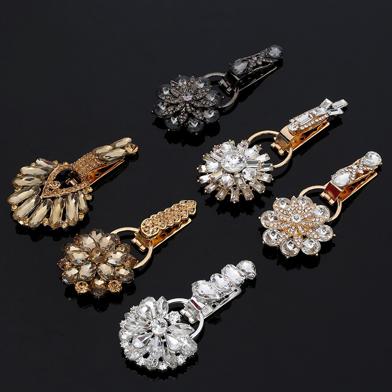 Fur button buckle hook fur button high-end fashion decorative button with rhinestone mink coat duckbill buckle