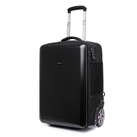 Черное 22 -дюймовое большое здание для лазания на колесах