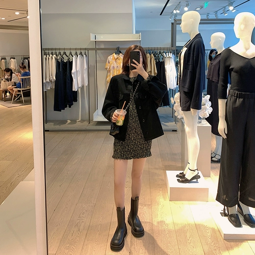 Ретро лонгслив, платье, юбка, мини-юбка, коллекция 2022, осенний, подходит для подростков, французский ретро стиль, по фигуре, цветочный принт