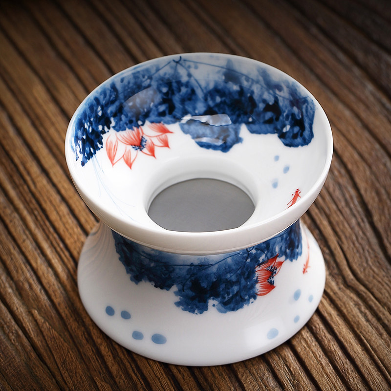Painted blue and white porcelain tea strainer tea drainer tea strainer tea isolation tea handmade ultra-fine creative tea set accessories