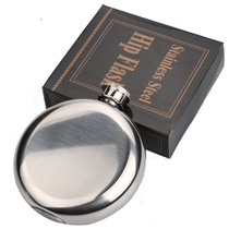 Mirrored wine flask mens portable stainless steel portable 5 oz round wine flask 95g
