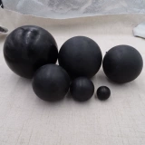 Три -летний магазин с более чем 20 цветом резинового шарикового вибрации.